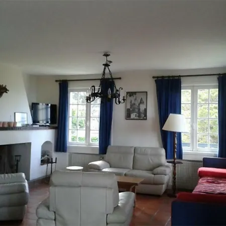 וילה House - 8 Pers, 120 M2, 4/3